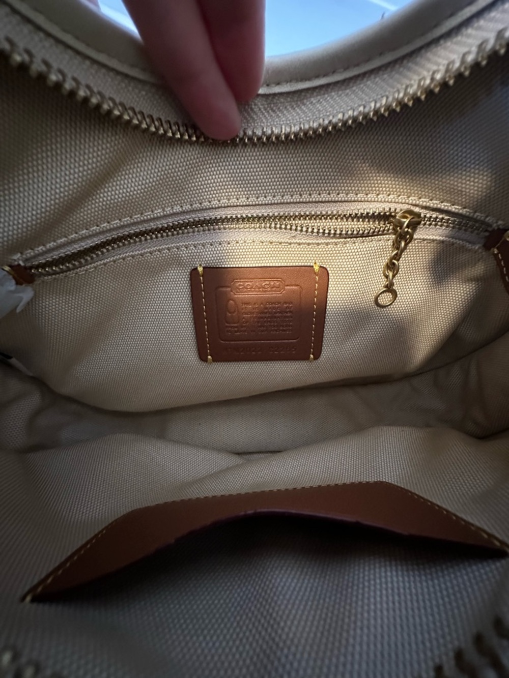 Coach Cream Leather Ergo Shoulder Bag - Picture 12 of 15